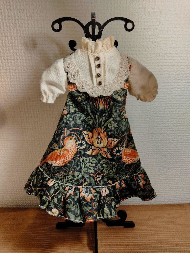 1/6ドールサイズ アンティーク調 フレアワンピース:モリスブラック