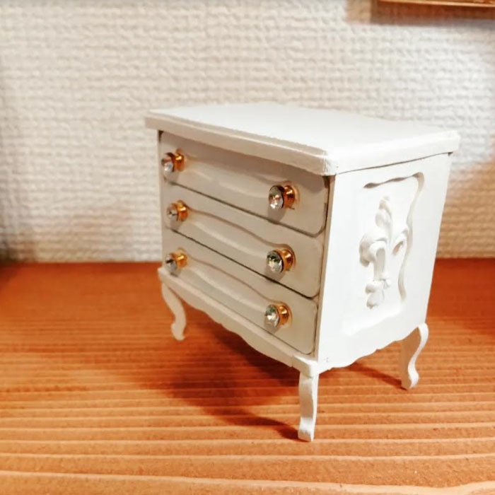 1/12ドールサイズ:猫足&3段チェスト:スノーホワイト