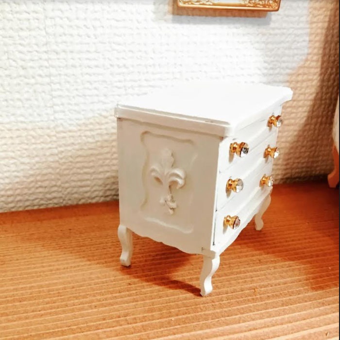 1/12ドールサイズ:猫足&3段チェスト:スノーホワイト