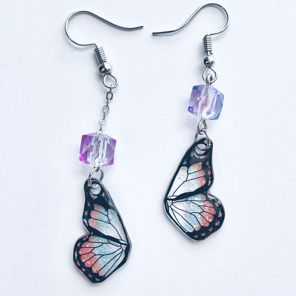 胡蝶しのぶ イメージピアス