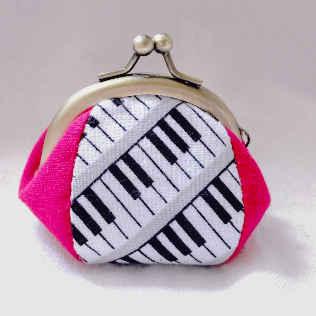 キャラクターイメージ・ちびがま口