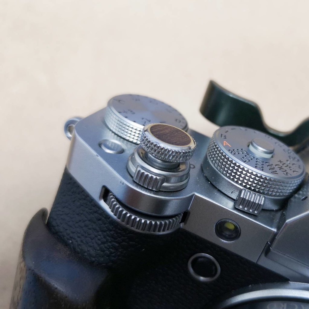 【ハンドメイド】木製レリーズボタン JJC シャッターレリーズボタン 加工品