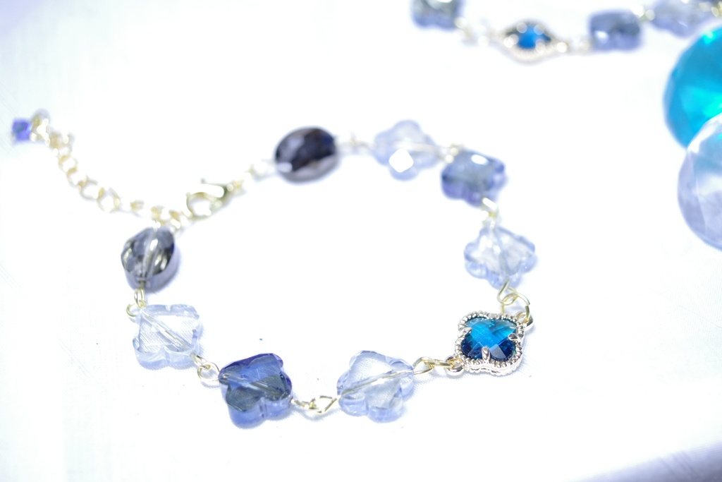 ブルーフラワーブレスレット