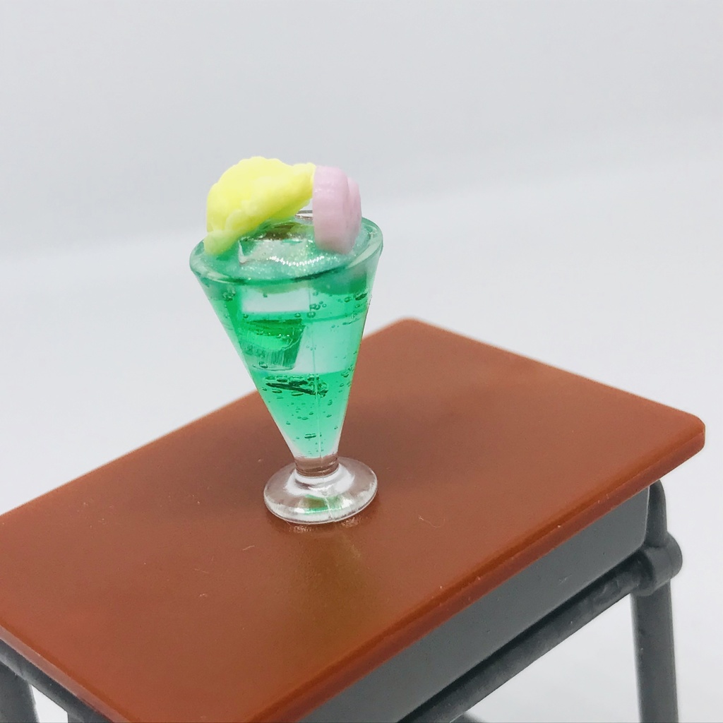ミニチュア メロンソーダ