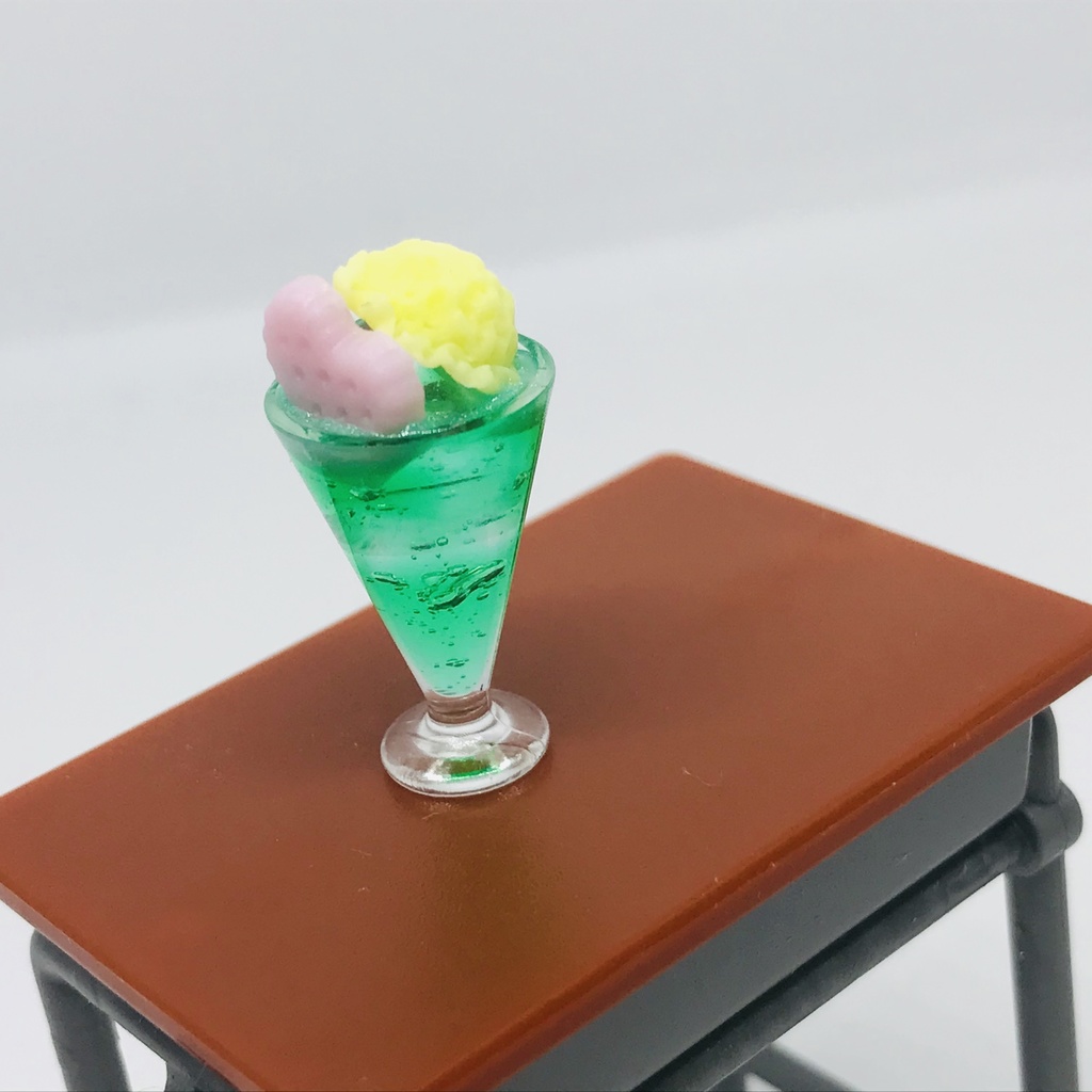ミニチュア メロンソーダ