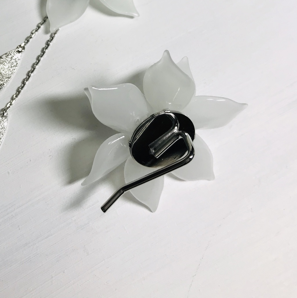 【受注製作】《リュミエの花》ポニーフック