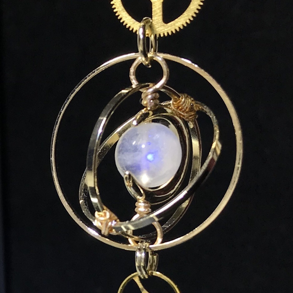 《クロノスの環》ブルームーンストーン(ペリステライト)・ゴールド