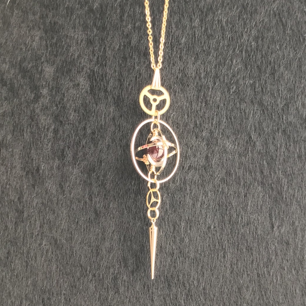 《クロノスの環》ガーネット・ゴールド