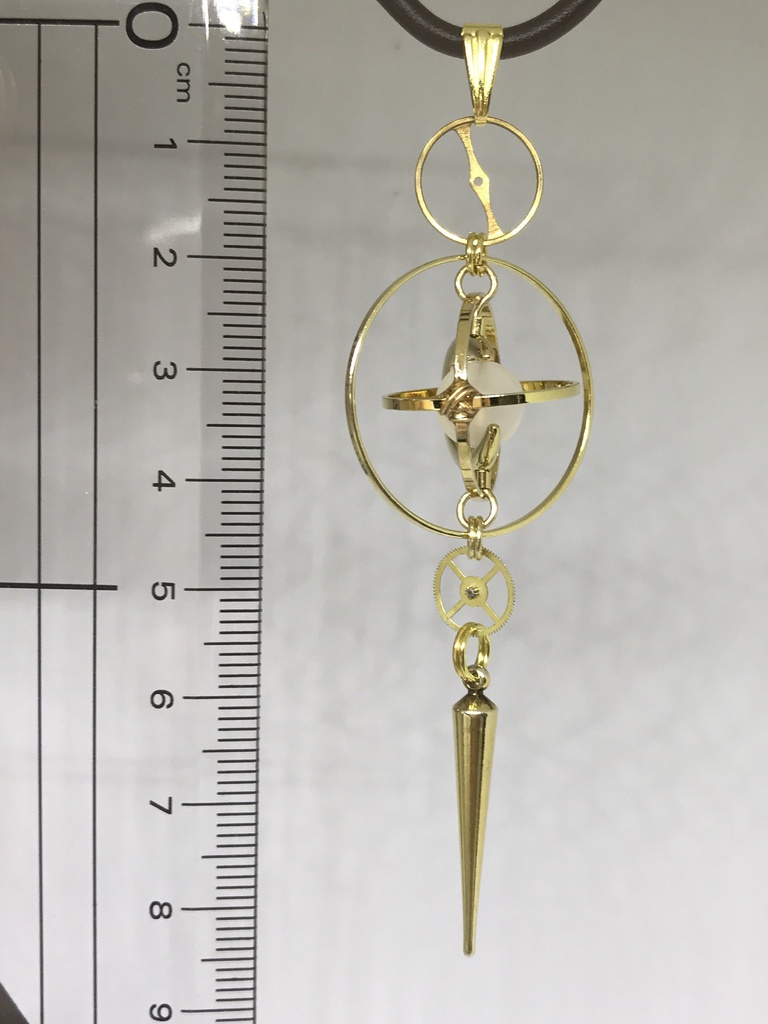 《クロノスの環》エメラルド・ゴールド