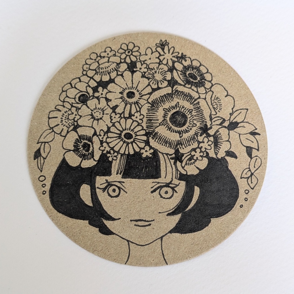 手のひらサイズのまんまるカード