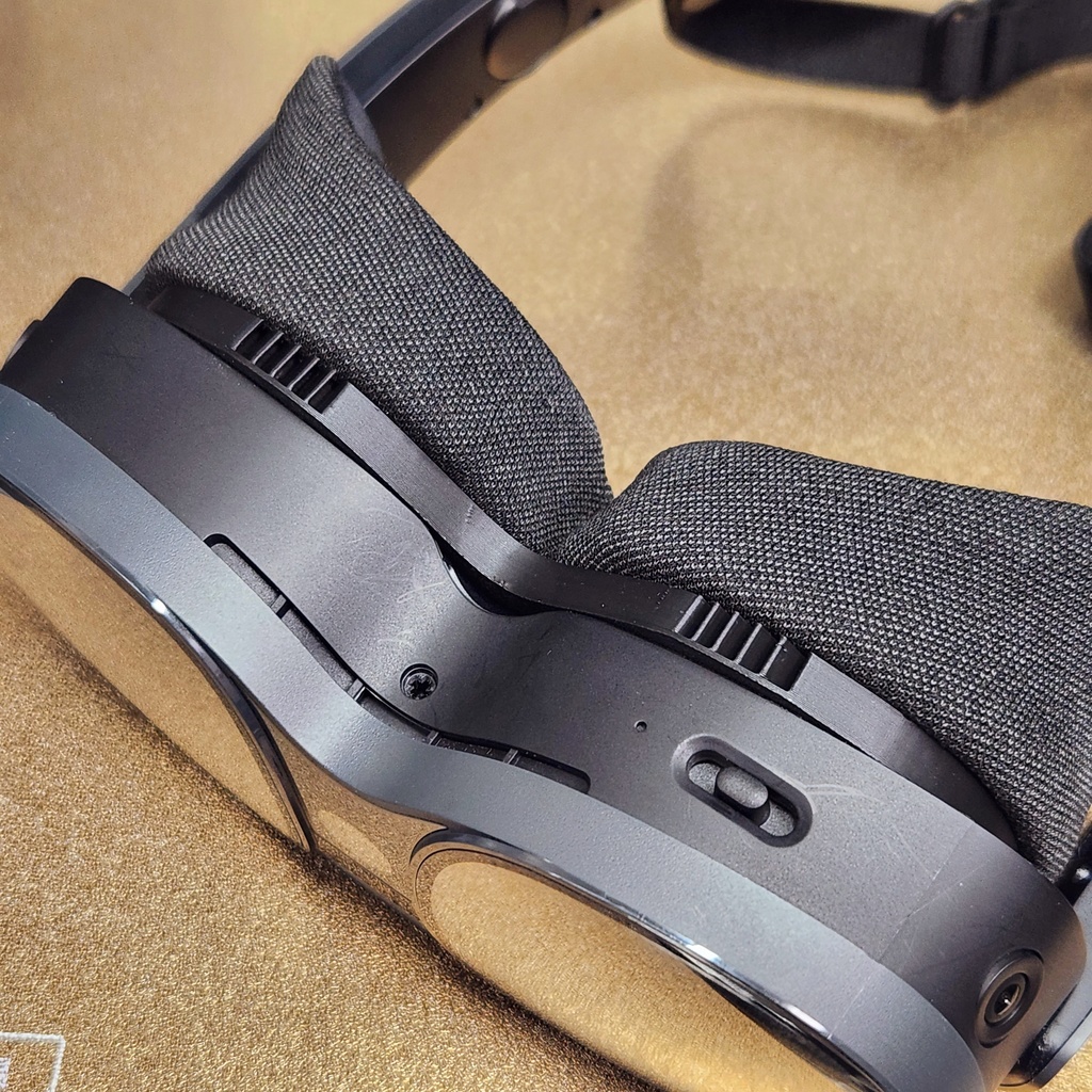 HTC VIVE XR Elite ベントアダプター