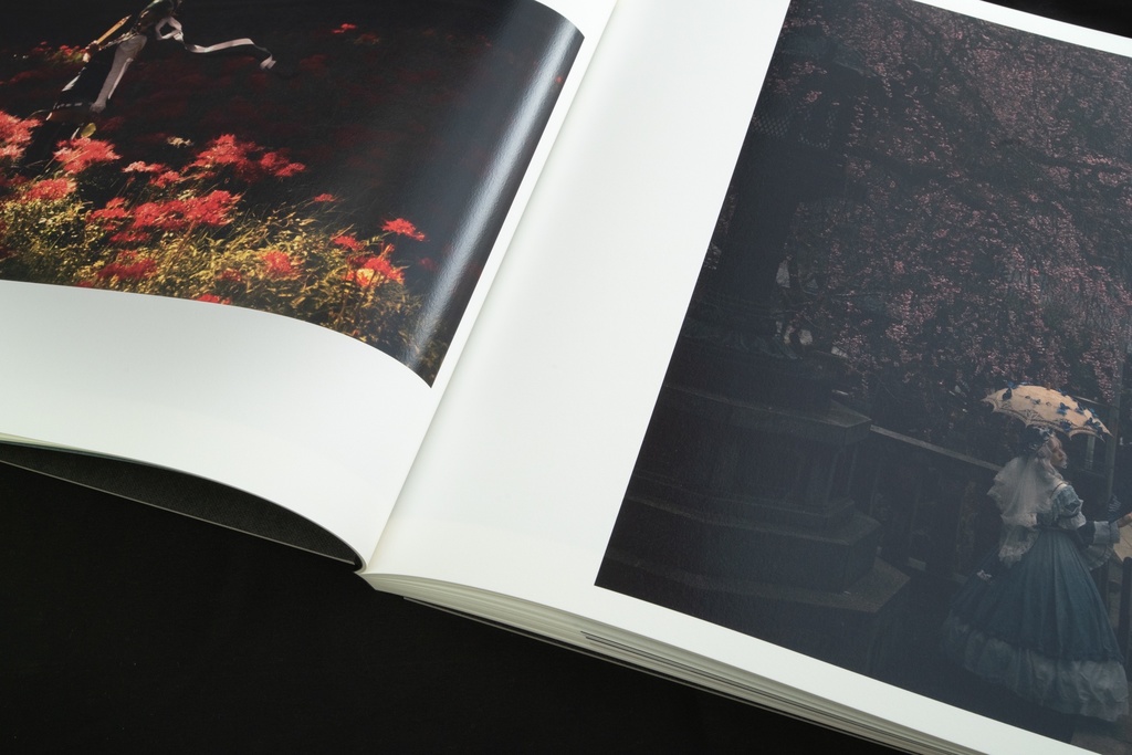 世界をまとう 図録 豪華版