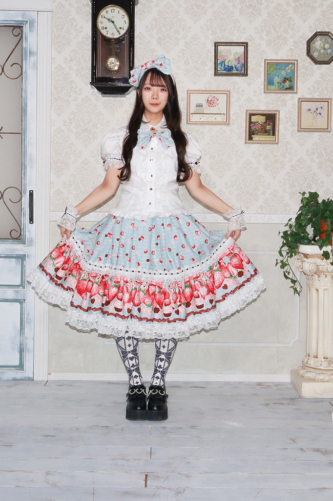 不思議の国のアリスコーディネート