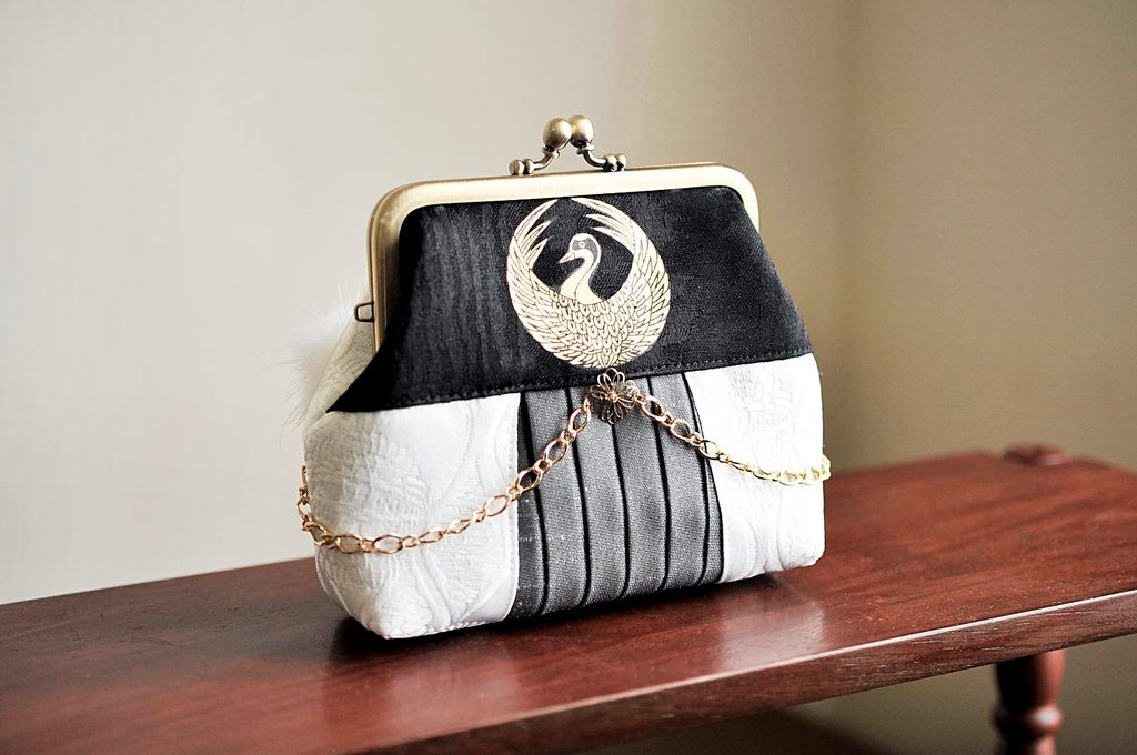 鶴丸イメージがま口