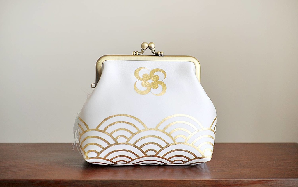 巴形薙刀イメージがま口