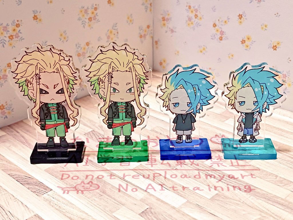【グッズ通販】アクスタ4種セット(台座付き)