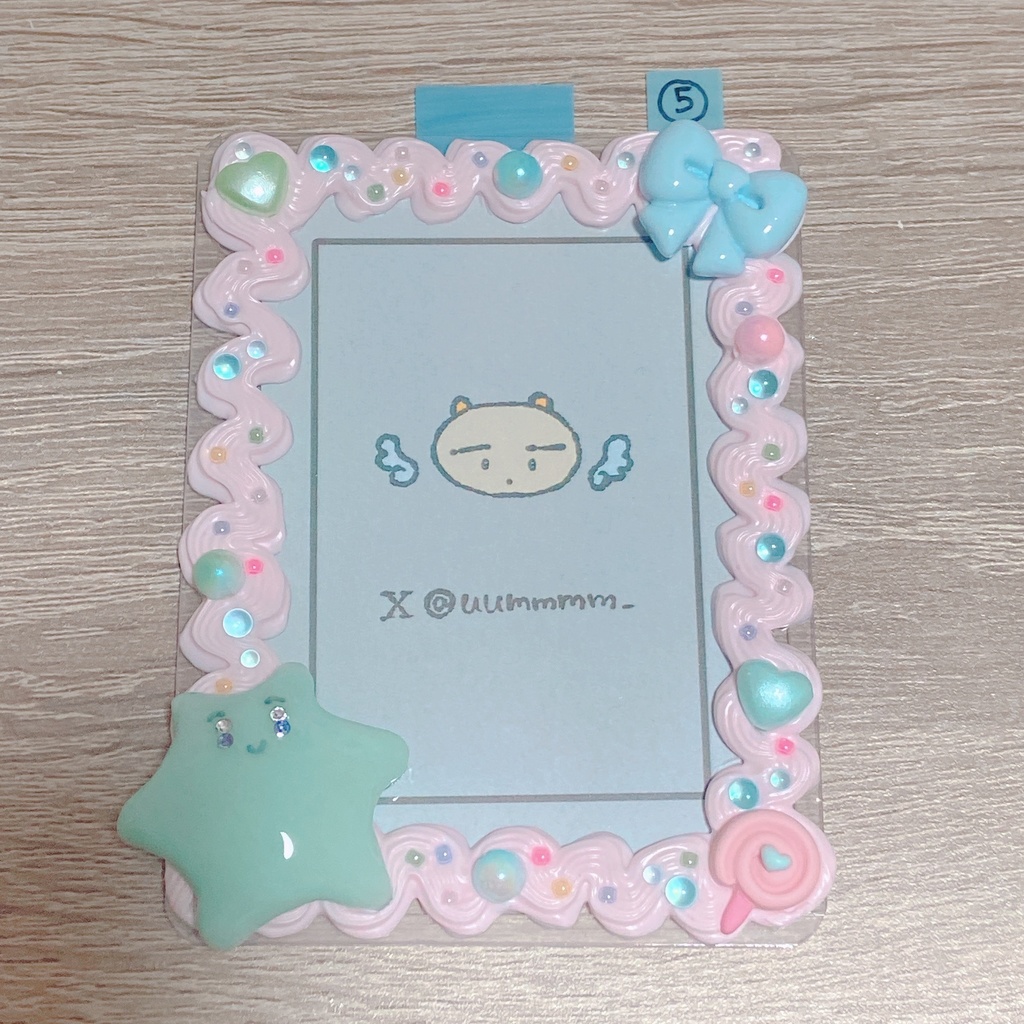 トレカケース 蛍光ピンクとほんわかピンクたち