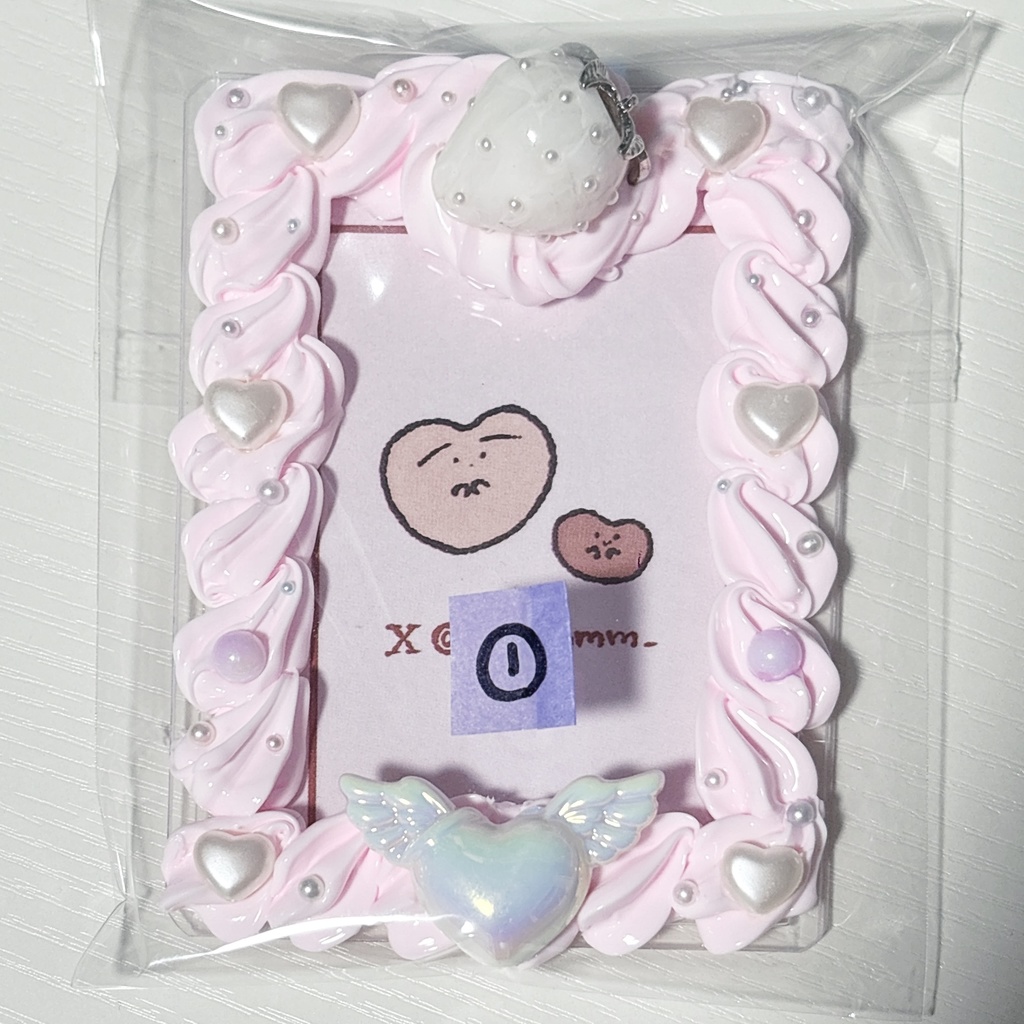 いちごのケース(ピンク)