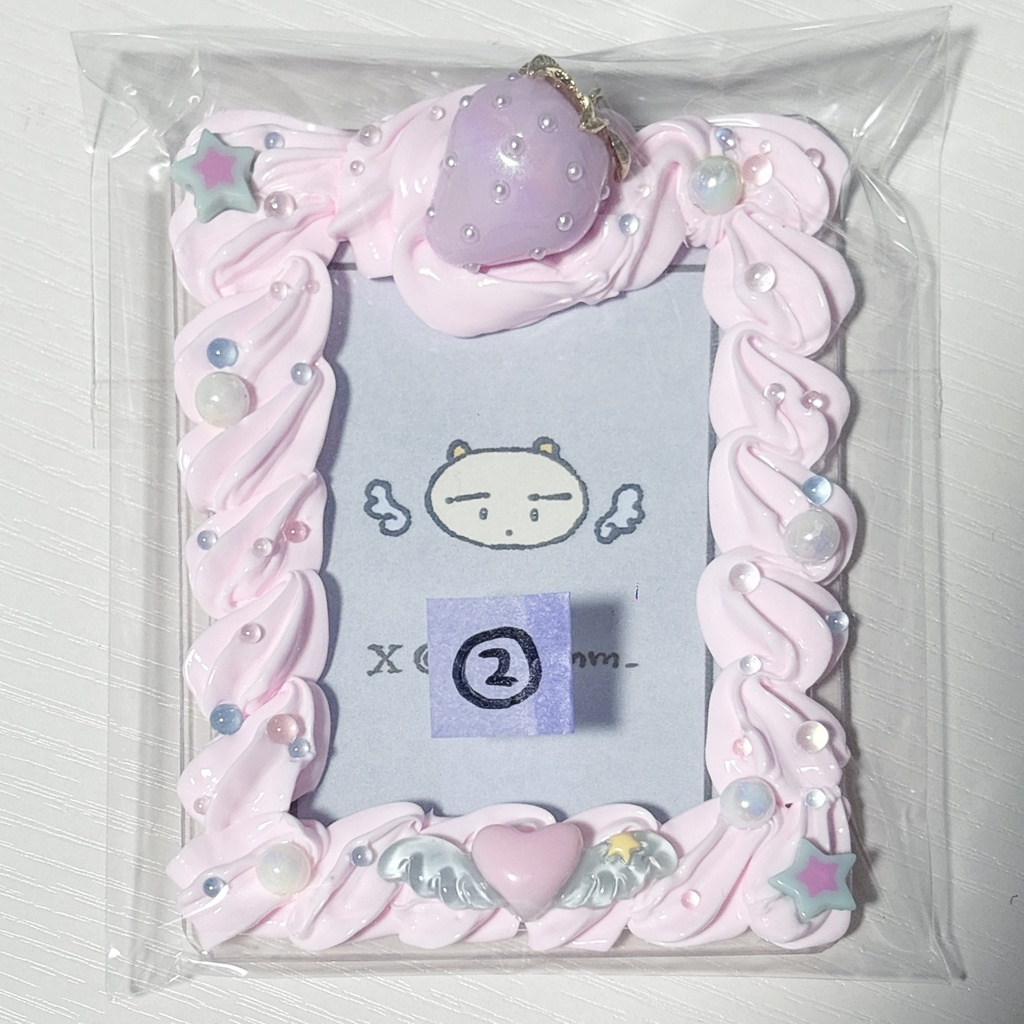 いちごのケース(ピンク)