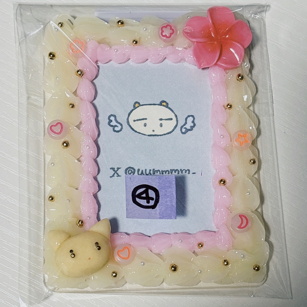 トレカケース(クリアピンク、クリアイエロー)