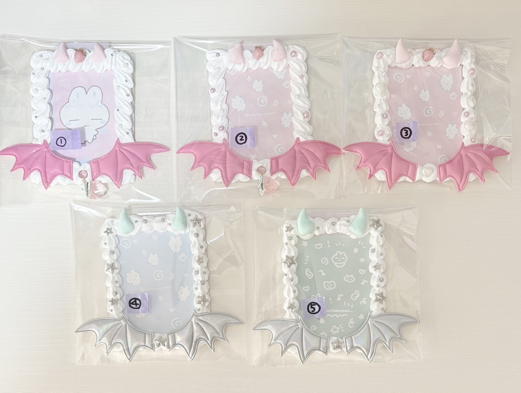 デビルケースホワイトピンク、ブルー