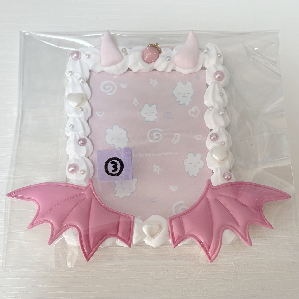 デビルケースホワイトピンク、ブルー