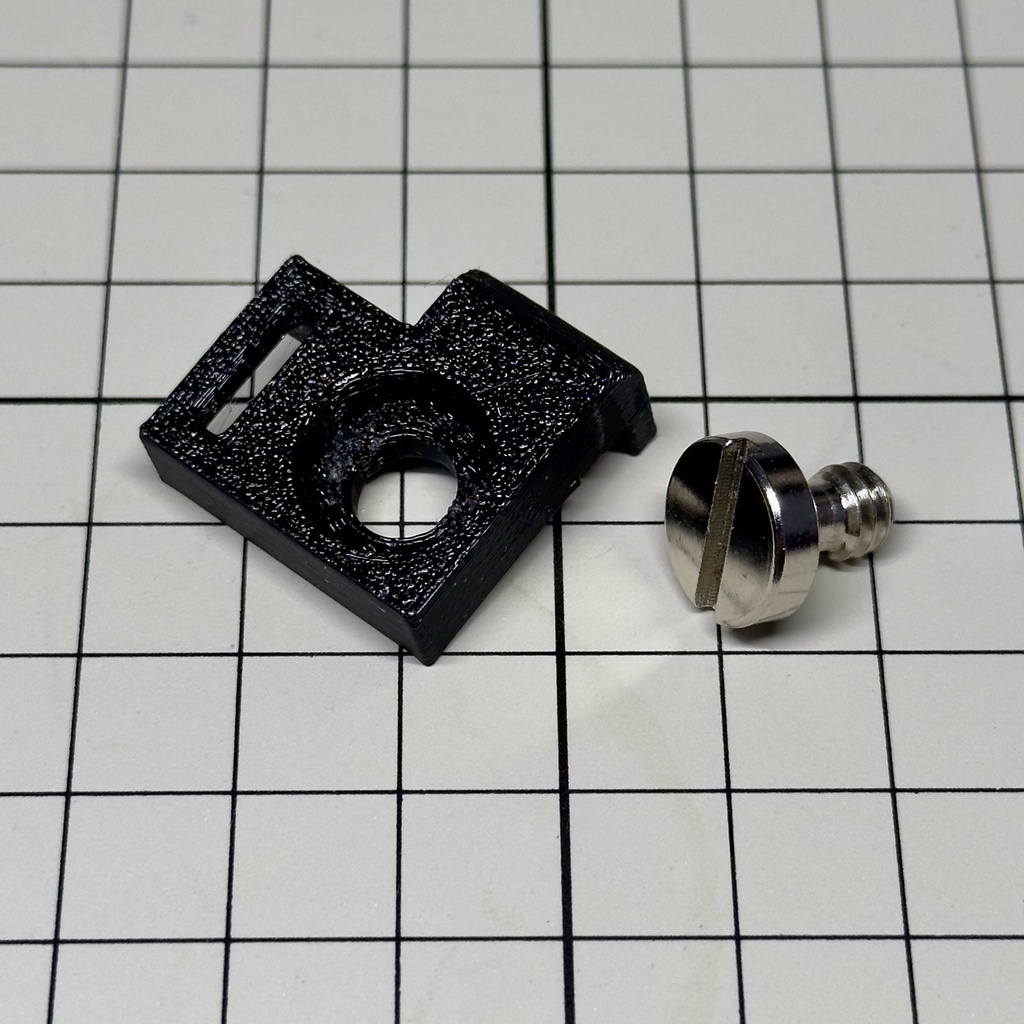 Instax mini EVO用 縦吊りストラップホルダー