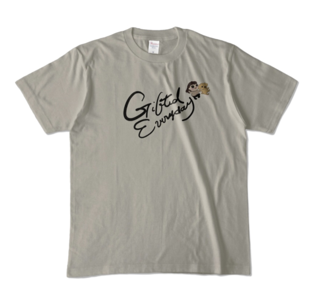 ユーコさんとトイ・プードルワンちゃんの仲良し散歩Tシャツ4種類(前だけ2種類、両面2種類)
