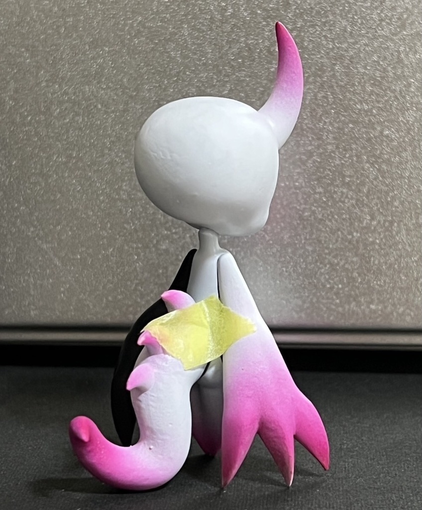 カラーアドプトのフィギュア(着色済み.組み立て式)