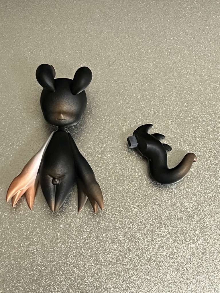 カラーアドプトのフィギュア(着色済み.組み立て式)