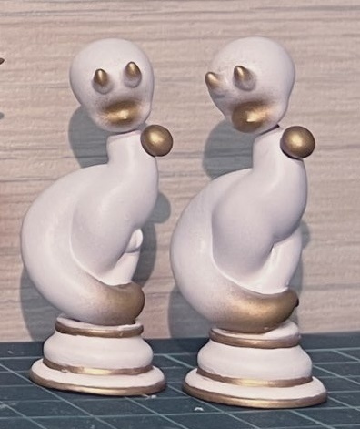 チェスのアドプト(ポーン)のフィギュア(キャスト.着色組み立て式)