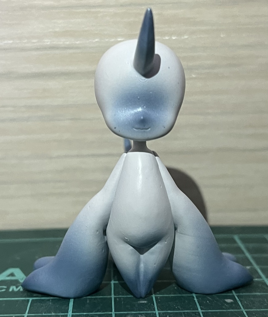 カラーアドプトのフィギュア(着色済み.組み立て式)