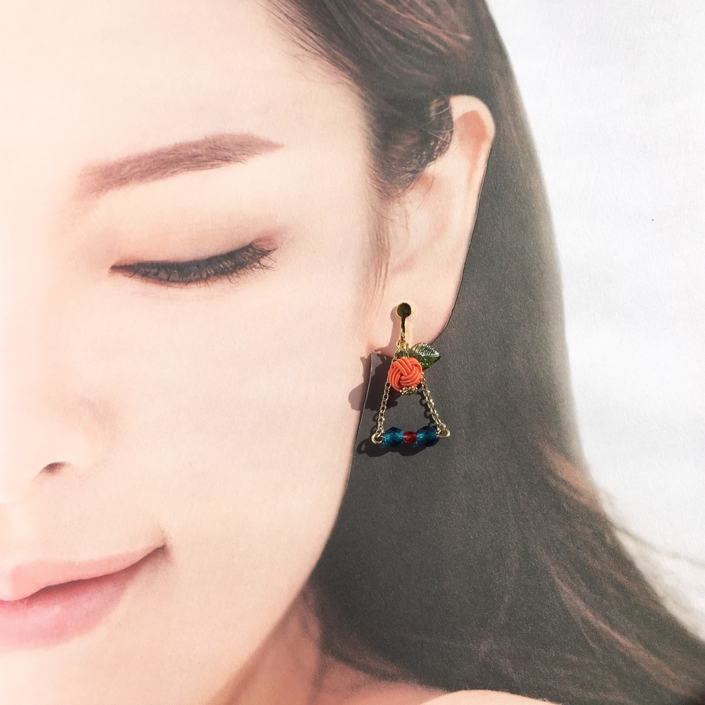 柿が食べたい小夜左文字耳飾り