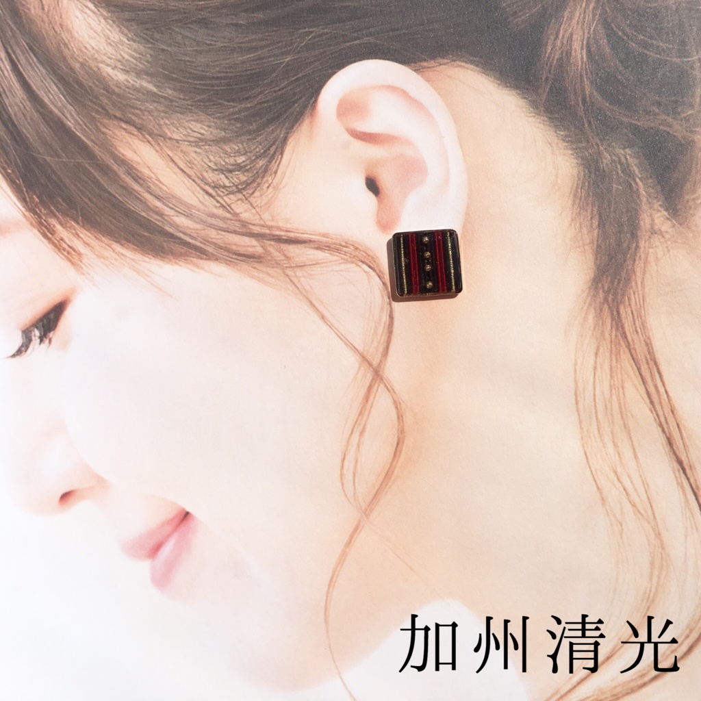 泣きたい時は、この胸で(耳飾り)