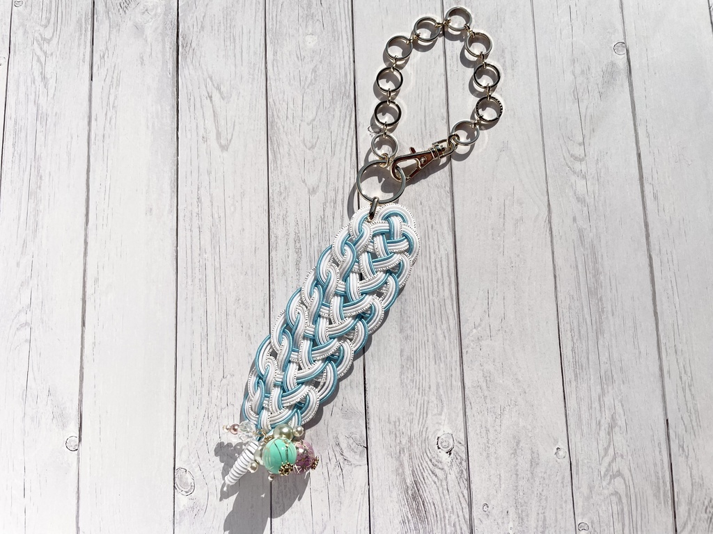 巴形薙刀の約束の羽根