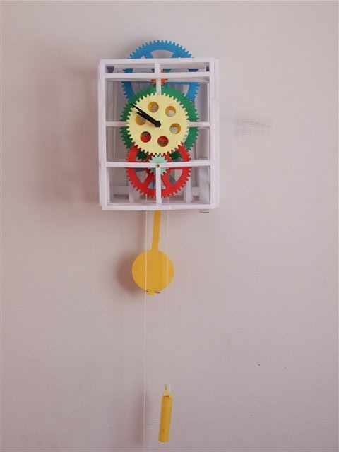 紙の歯車が時を刻む。ペーパークラフト振り子時計 展開図データ【PDF】