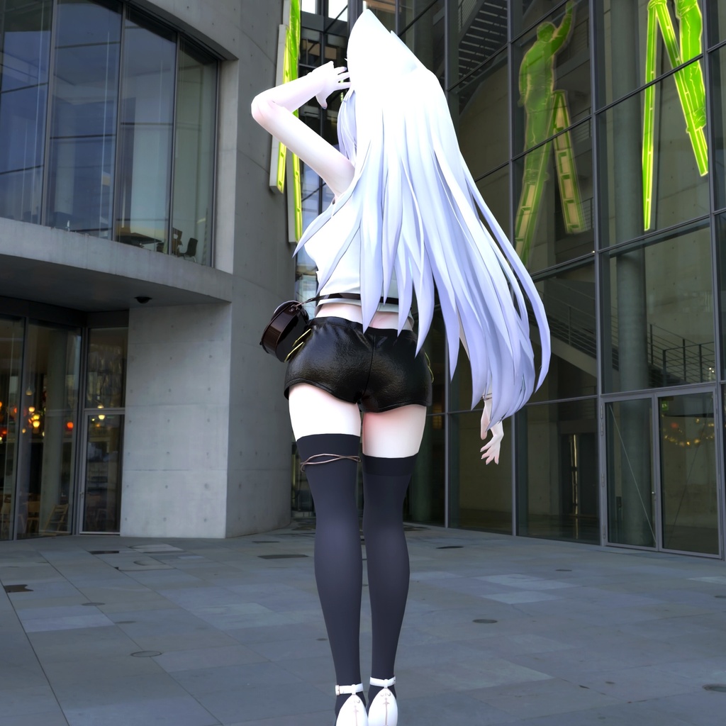 「ウルフェリア」用衣装、ブローチ付ブラウス(ノースリーブ)、レザーショートパンツ