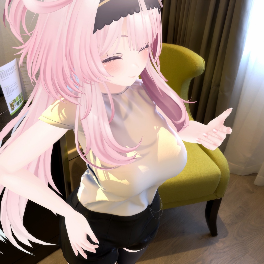 セレスティア用の衣装、フレンチスリーブTシャツ、チェーン付レザーショートパンツ