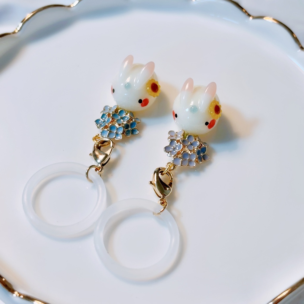 トトと紫陽花のめじるしアクセサリー