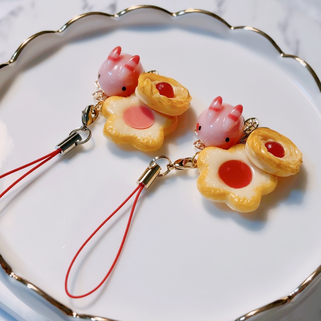 ラビューンとお花のクッキーのストラップ