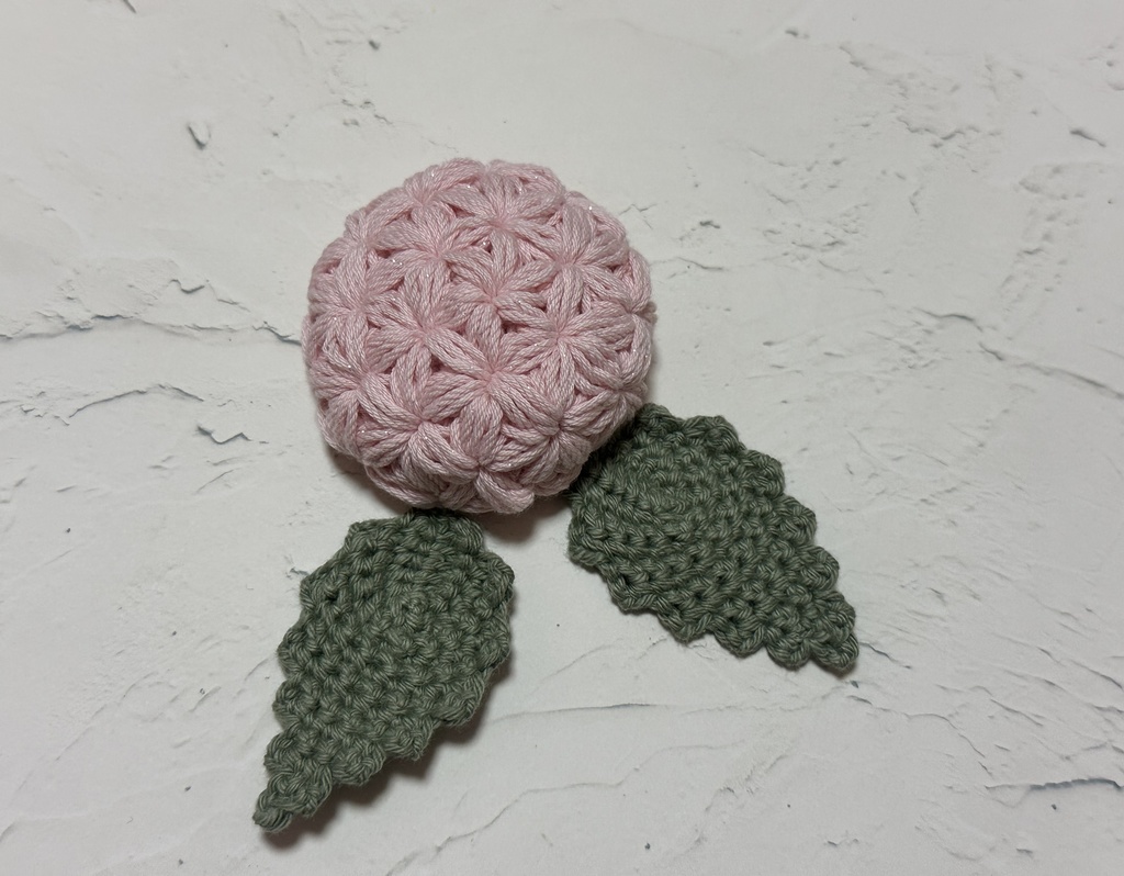 雨の日の紫陽花ベレー帽