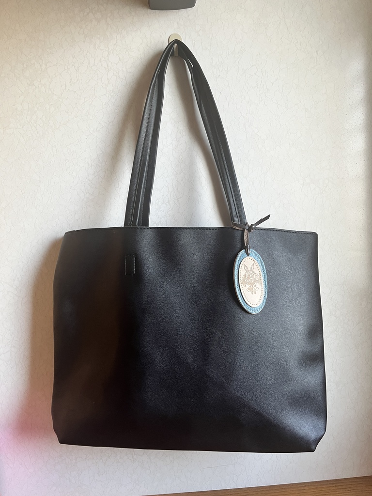 【非公式】兎田ぺこらの本革キーホルダー