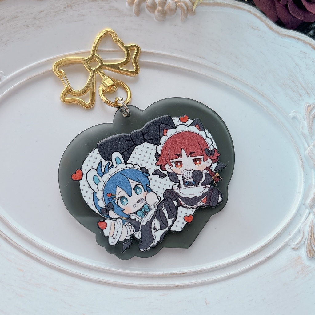 魔フィオペイルメイドアクキー