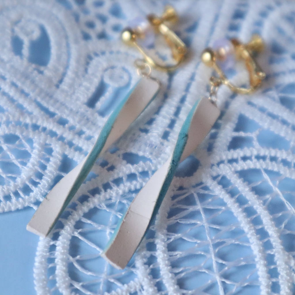 陶磁器イヤリング