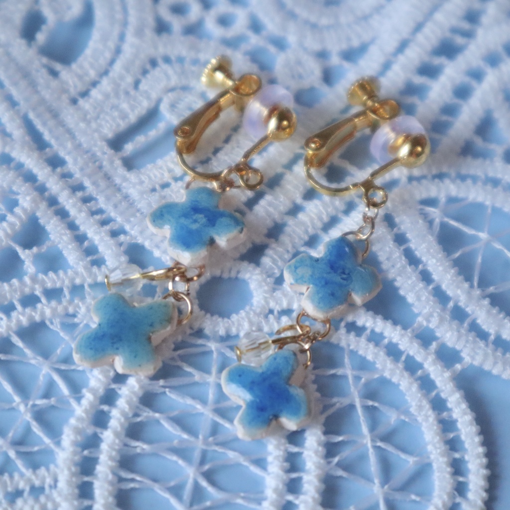 陶磁器イヤリング(紫陽花)