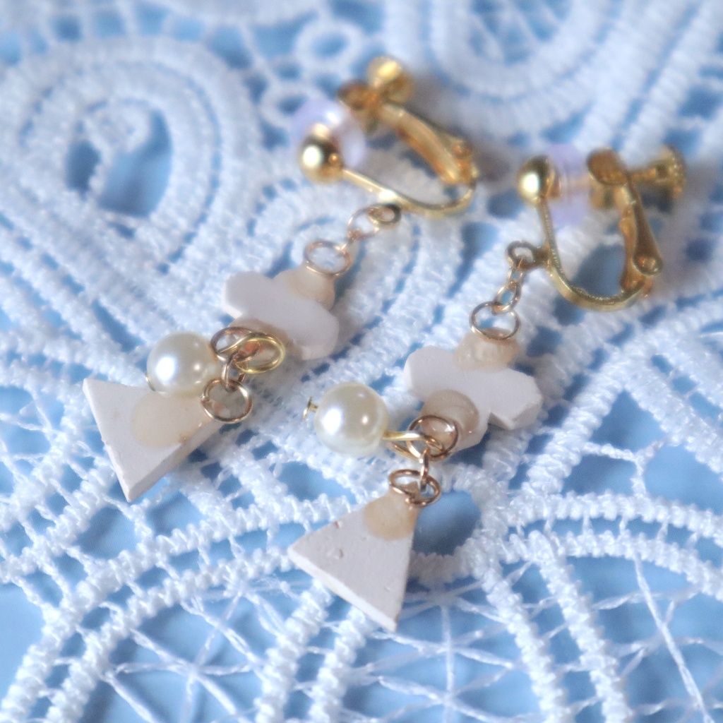 陶磁器イヤリング