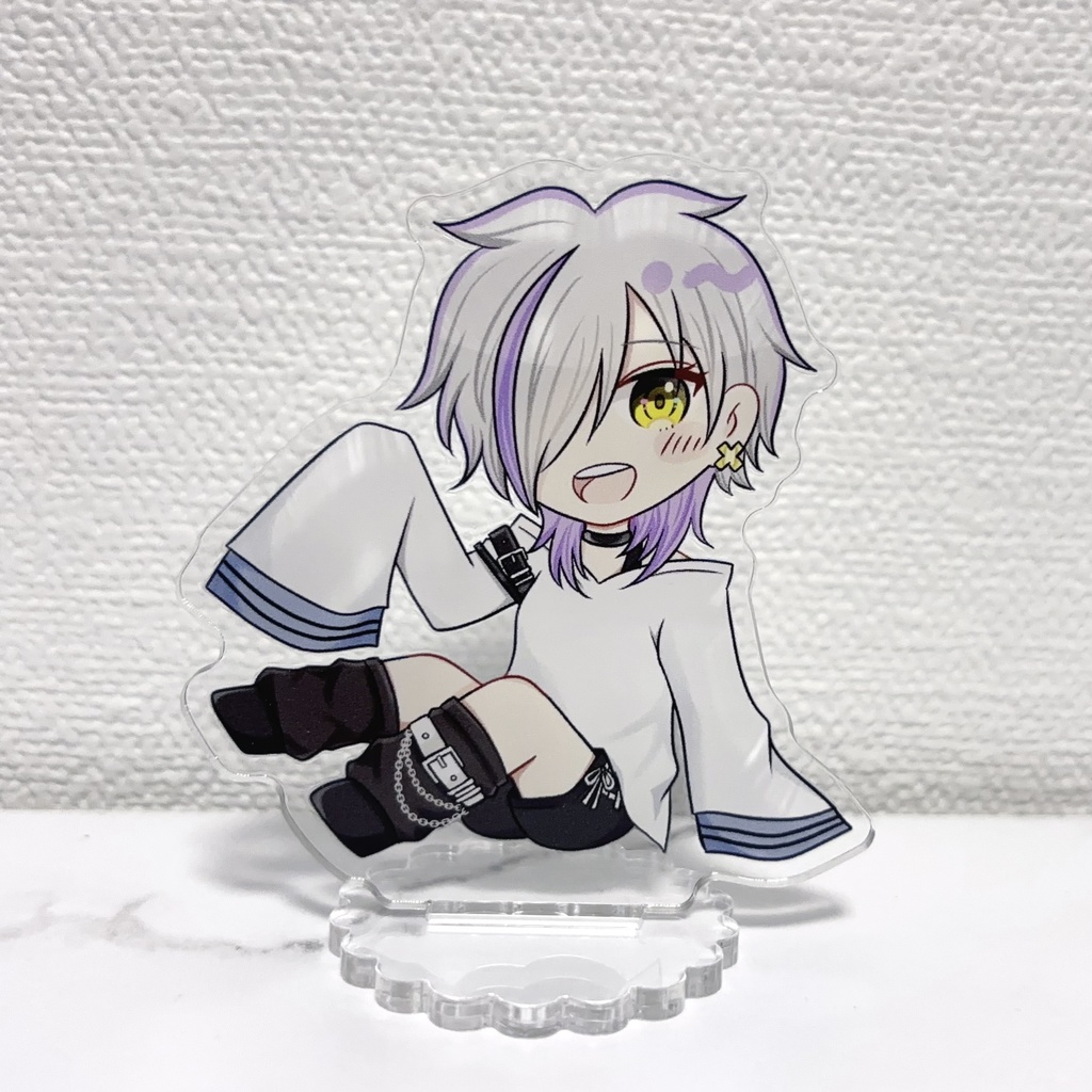 【1周年記念】新衣装アクリルスタンド