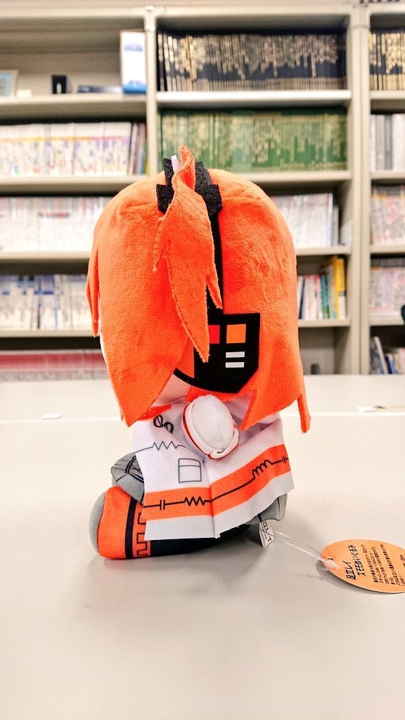 足立レイ ズモモぬいぐるみ