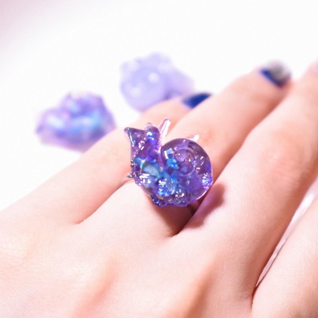 タコ足とフジツボの巻貝リング