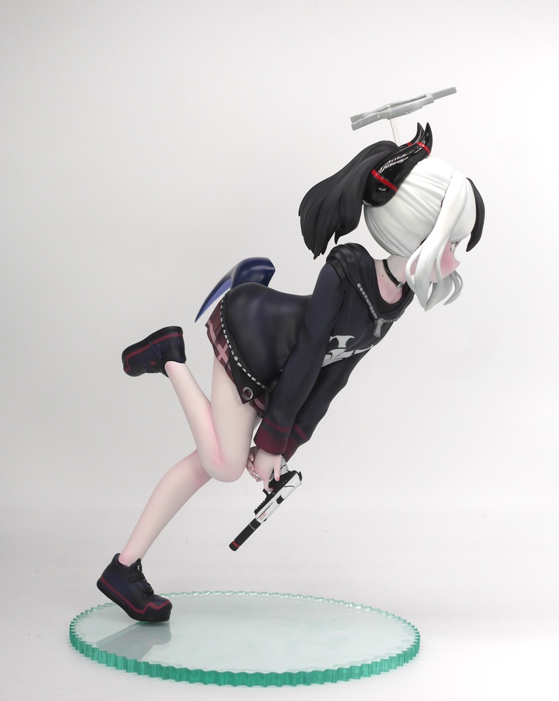 鬼方カヨコ 未塗装未組み立てガレージキット